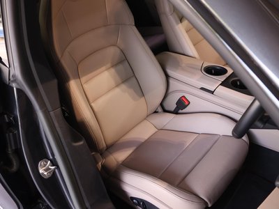 2023 Porsche TAYCAN 缩略图 28