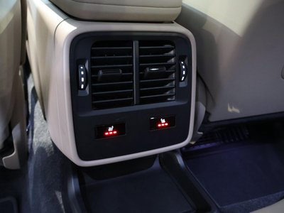 2023 Porsche TAYCAN 缩略图 39
