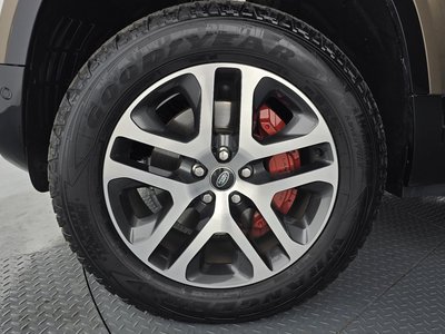 LAND ROVER DEFENDER - 6