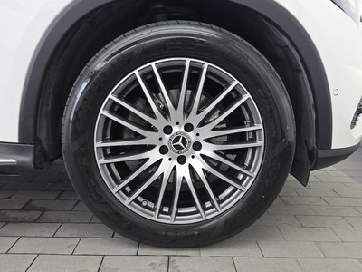 MERCEDES-BENZ GLC - 8