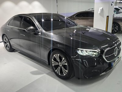 MERCEDES-BENZ E-CLASS - 5