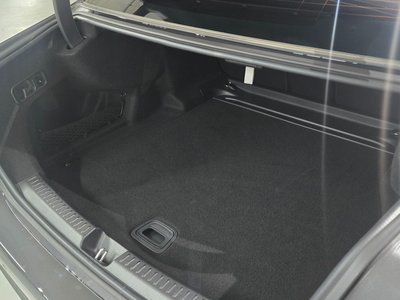 MERCEDES-BENZ E-CLASS - 10