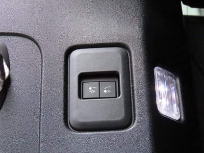 2023 LAND Rover DEFENDER thumbnail 70