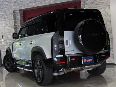 2023 LAND Rover DEFENDER thumbnail 29