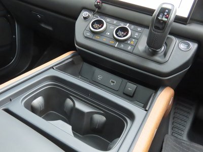 2023 LAND Rover DEFENDER thumbnail 55