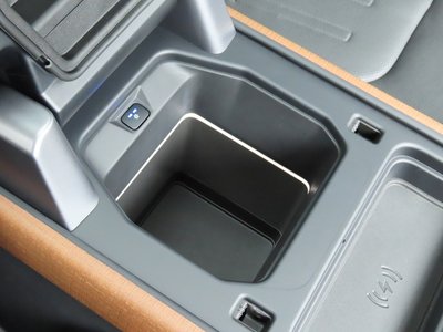 2023 LAND Rover DEFENDER thumbnail 13
