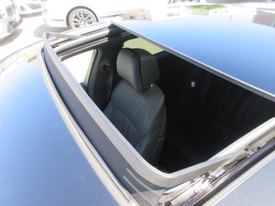 2025 BMW X6 缩略图 11