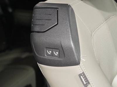 2021 LAND Rover DEFENDER 缩略图 32