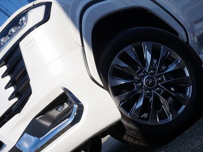 TOYOTA LAND CRUISER 300 - 4