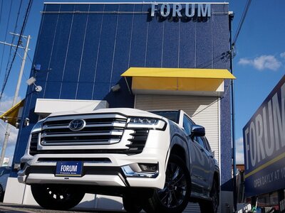 TOYOTA LAND CRUISER 300 - 5