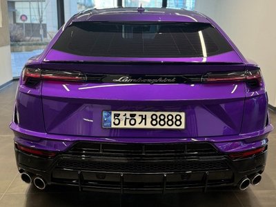LAMBORGHINI URUS - 6