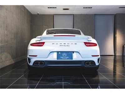 PORSCHE 911 - 4