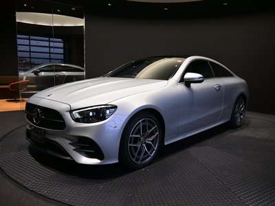 MERCEDES-BENZ E-CLASS - 1