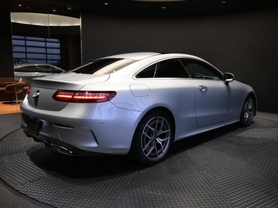 MERCEDES-BENZ E-CLASS - 5