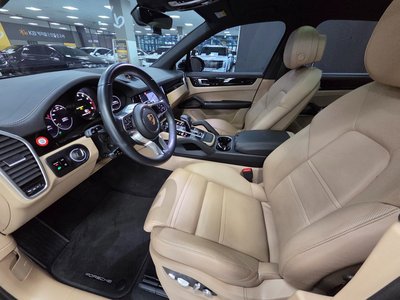 PORSCHE CAYENNE - 10