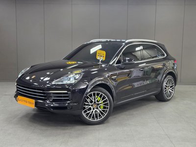 PORSCHE CAYENNE - 1