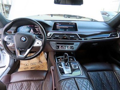 BMW 7 SERIES - 4