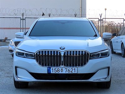 BMW 7 SERIES - 1