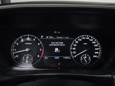 صورة 8 لـ 2020 Genesis G90