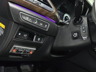 2020 Genesis G90 thumbnail 15