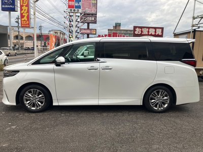 2023 TOYOTA ALPHARD photo 3