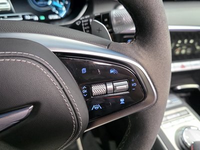 2021 Genesis GV70 thumbnail 30