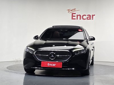 MERCEDES-BENZ E-CLASS - 2