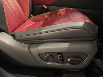 صورة 6 لـ 2024 Lexus RX