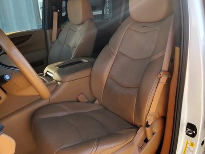 CADILLAC ESCALADE - 9