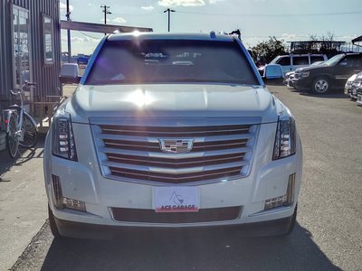 CADILLAC ESCALADE - 2