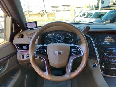 CADILLAC ESCALADE - 7