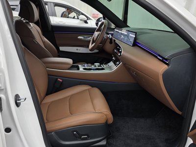 صورة مصغرة 11 لـ 2025 Genesis GV70