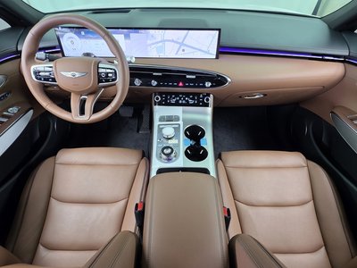 صورة 5 لـ 2025 Genesis GV70