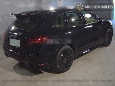 PORSCHE CAYENNE - 5