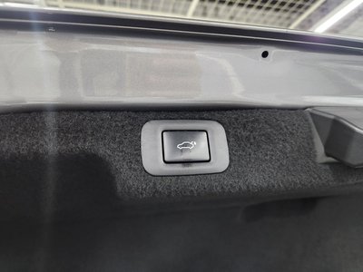 صورة مصغرة 19 لـ 2021 Lexus LS