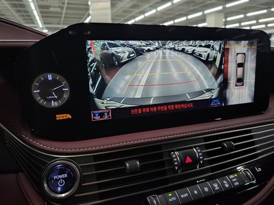 صورة مصغرة 15 لـ 2021 Lexus LS