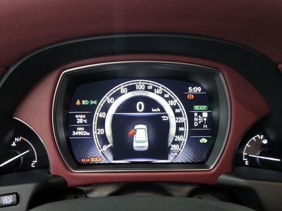 صورة 8 لـ 2021 Lexus LS
