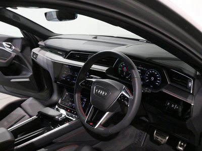 2025 AUDI Q8 E-TRON 缩略图 23