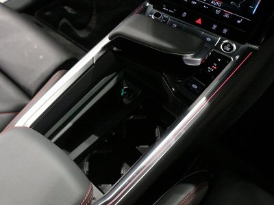 2025 AUDI Q8 E-TRON 缩略图 32