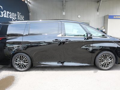TOYOTA VELLFIRE - 4