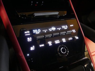2023 Porsche CAYENNE — миниатюра 18