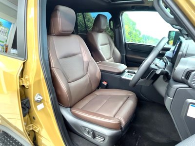 TOYOTA LAND CRUISER 250 - 8