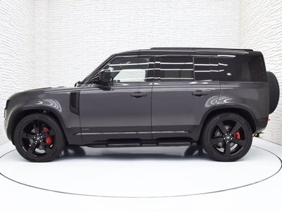 صورة 6 لـ 2024 LAND Rover DEFENDER