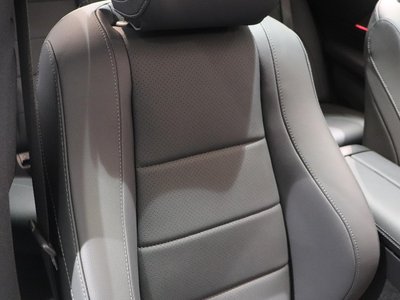 2026 Mercedes-BENZ GLE — миниатюра 21