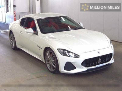 MASERATI GRANTURISMO - 1