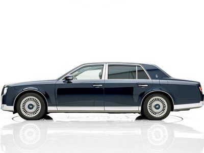 TOYOTA CENTURY - 4
