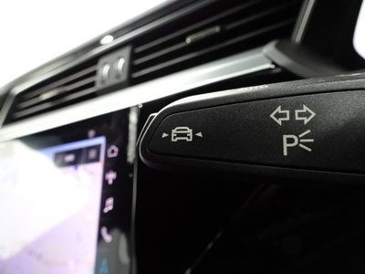 2025 AUDI Q8 SPORTBACK E-TRON — миниатюра 19