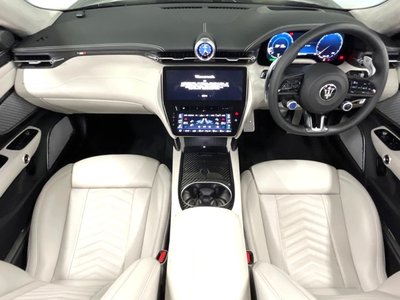 2025 Maserati GRANCABRIO photo 3