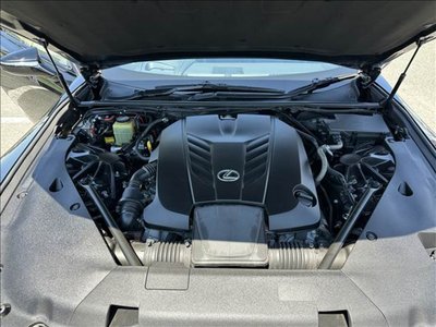 صورة 18 لـ 2017 Lexus LC