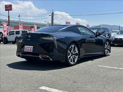 صورة 14 لـ 2017 Lexus LC